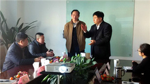 石家庄工信局北斗应用考察团一行莅临拉斯维加斯3499宇达考察调研